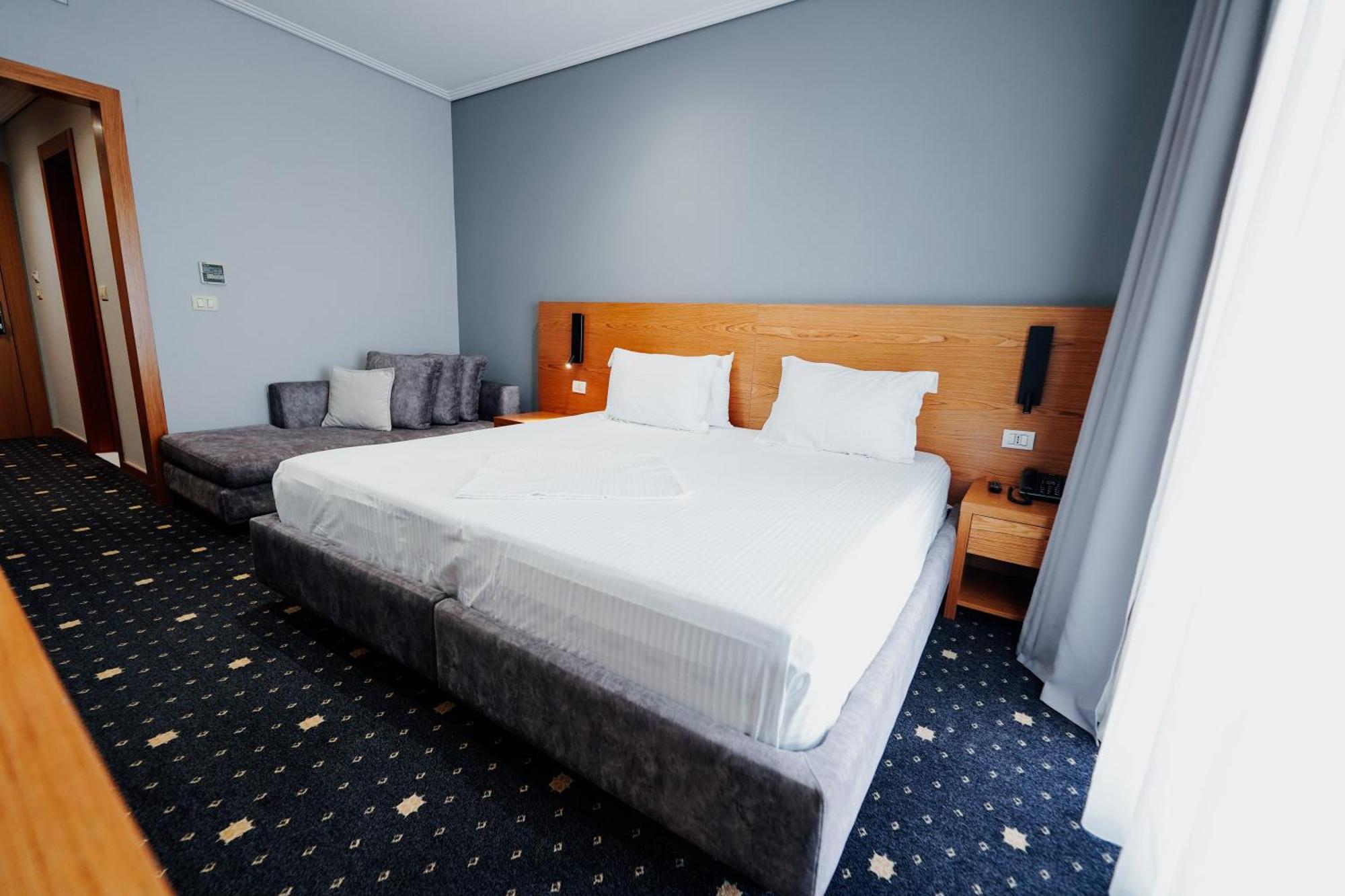 Hotel Agimi Saranda