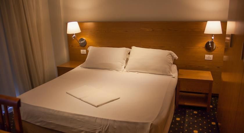 Agimi Hotel 4*